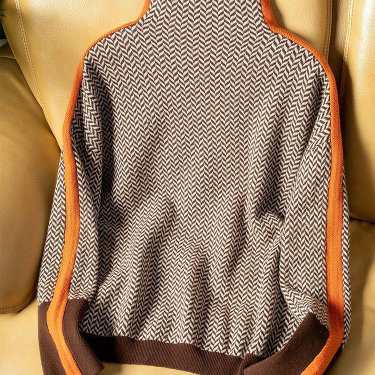 Lucía | Pulover cu guler înalt și dungi contrastante